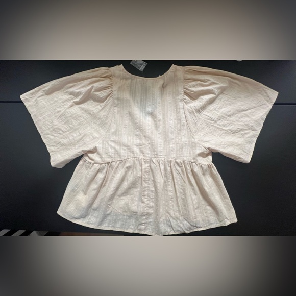 Trixxi Cream Blouse - Picture 2 of 3